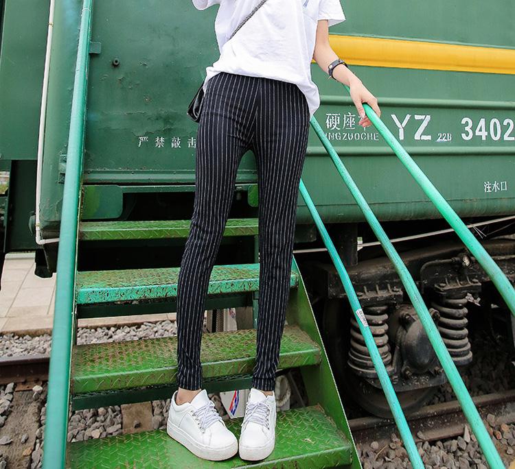 Wholesale-vertical-striped-leggings