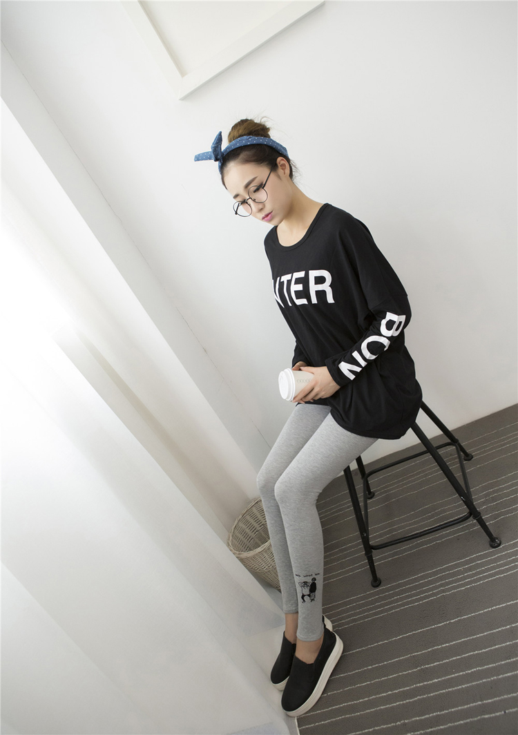 Female-cartoon-pattern-legging-wholesale