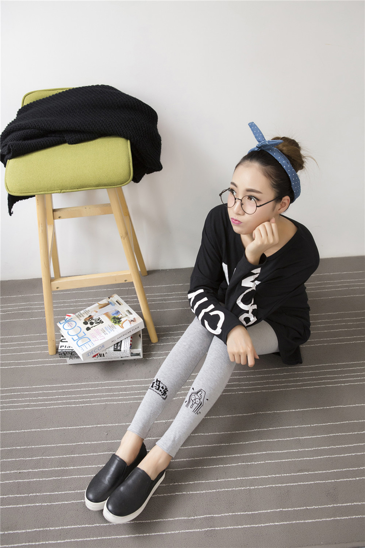 Female-china-words-cartoon-pattern-legging-wholesale