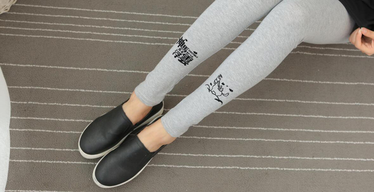 Female-china-words-pattern-legging-wholesale