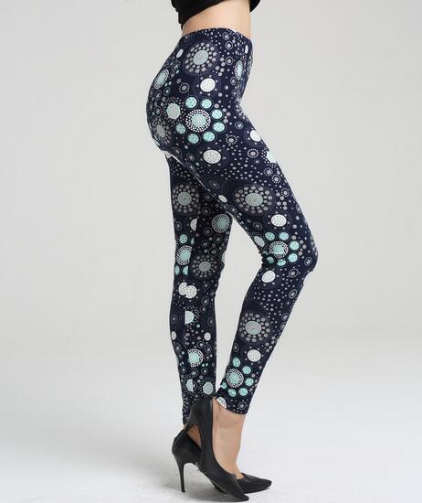 Female-circle-full-stars-print-leggings-wholesale