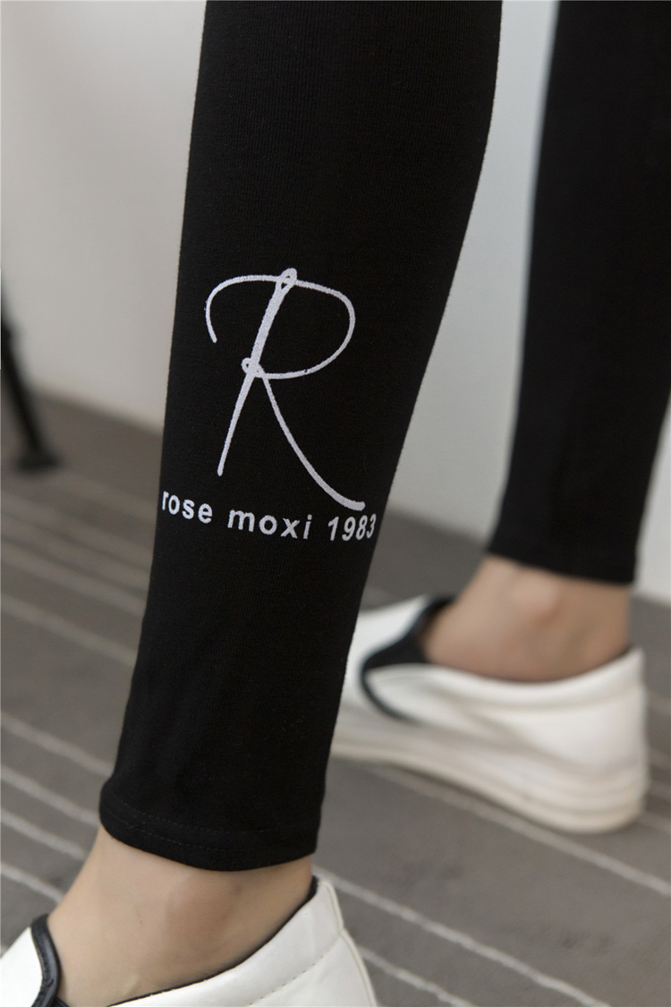 Female-cotton-R-number-design-legging-wholesale