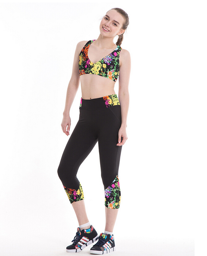 Foot-mouth-printed-leggings-wholesale