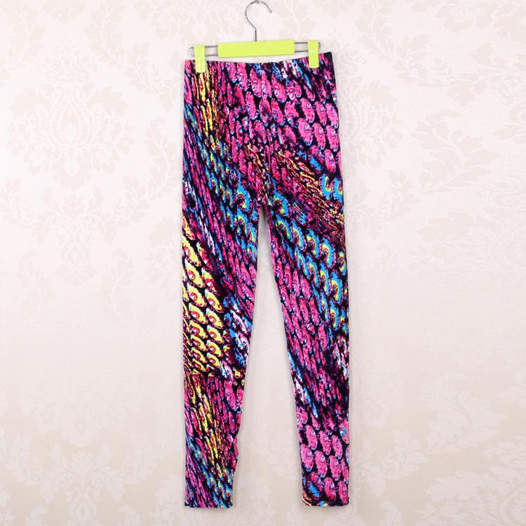 Graffiti-leggings-for-women