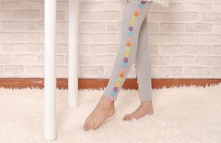 Petals-stitching-women-leggings