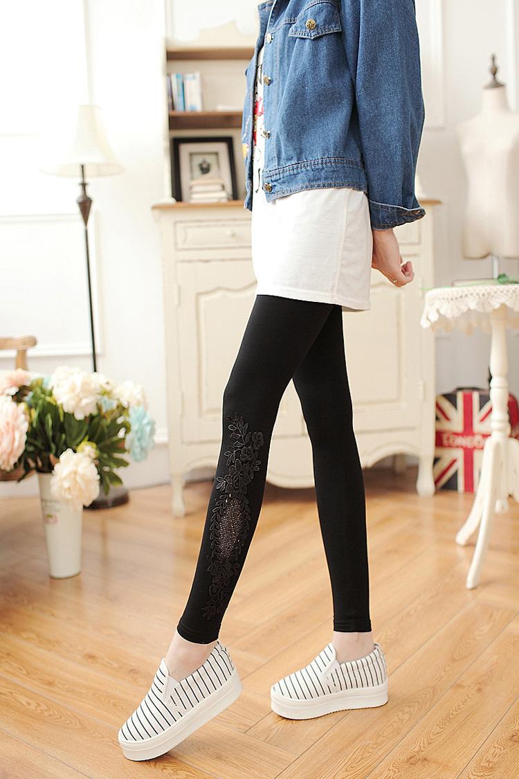 Wholesale-women-embroidered-leggings